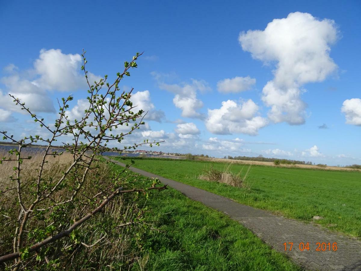 Vakantiehuisgalamadammen Met Ligplaats Boot Koudum Exterior photo