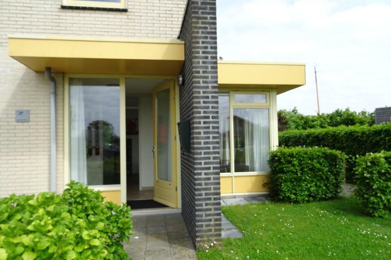 Vakantiehuisgalamadammen Met Ligplaats Boot Koudum Exterior photo