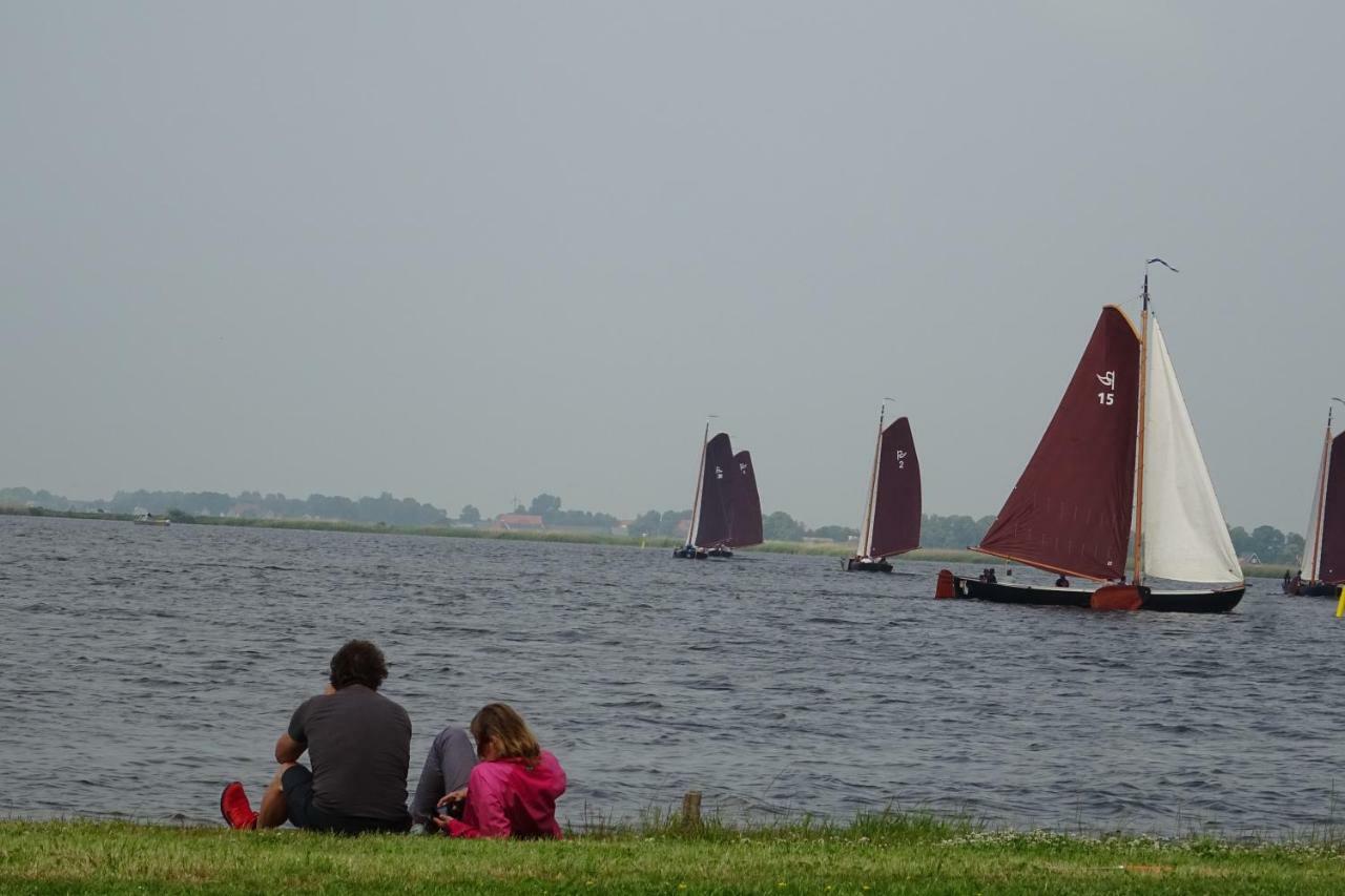 Vakantiehuisgalamadammen Met Ligplaats Boot Koudum Exterior photo